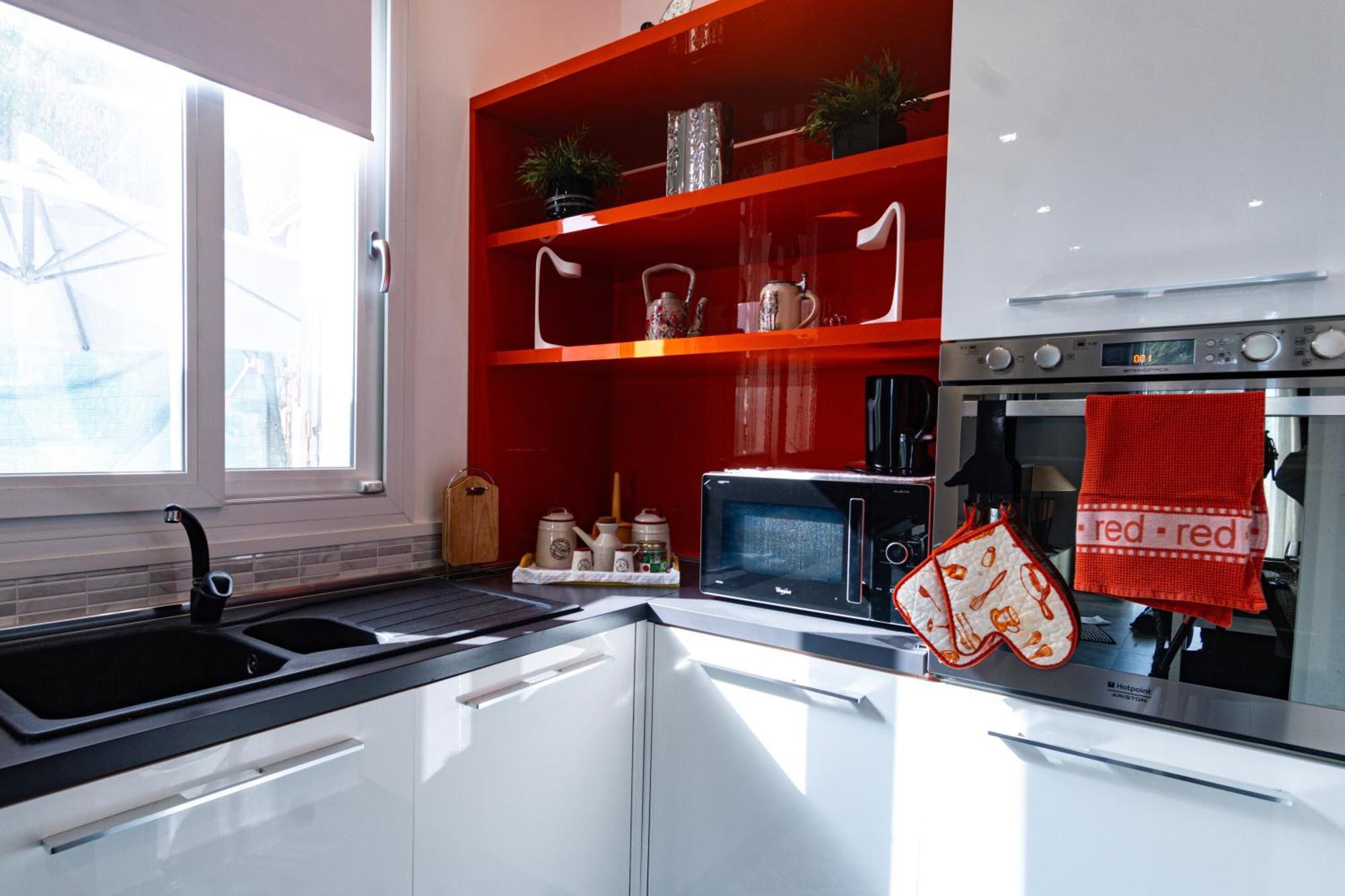 Nika Nika Holiday House Карини Екстериор снимка