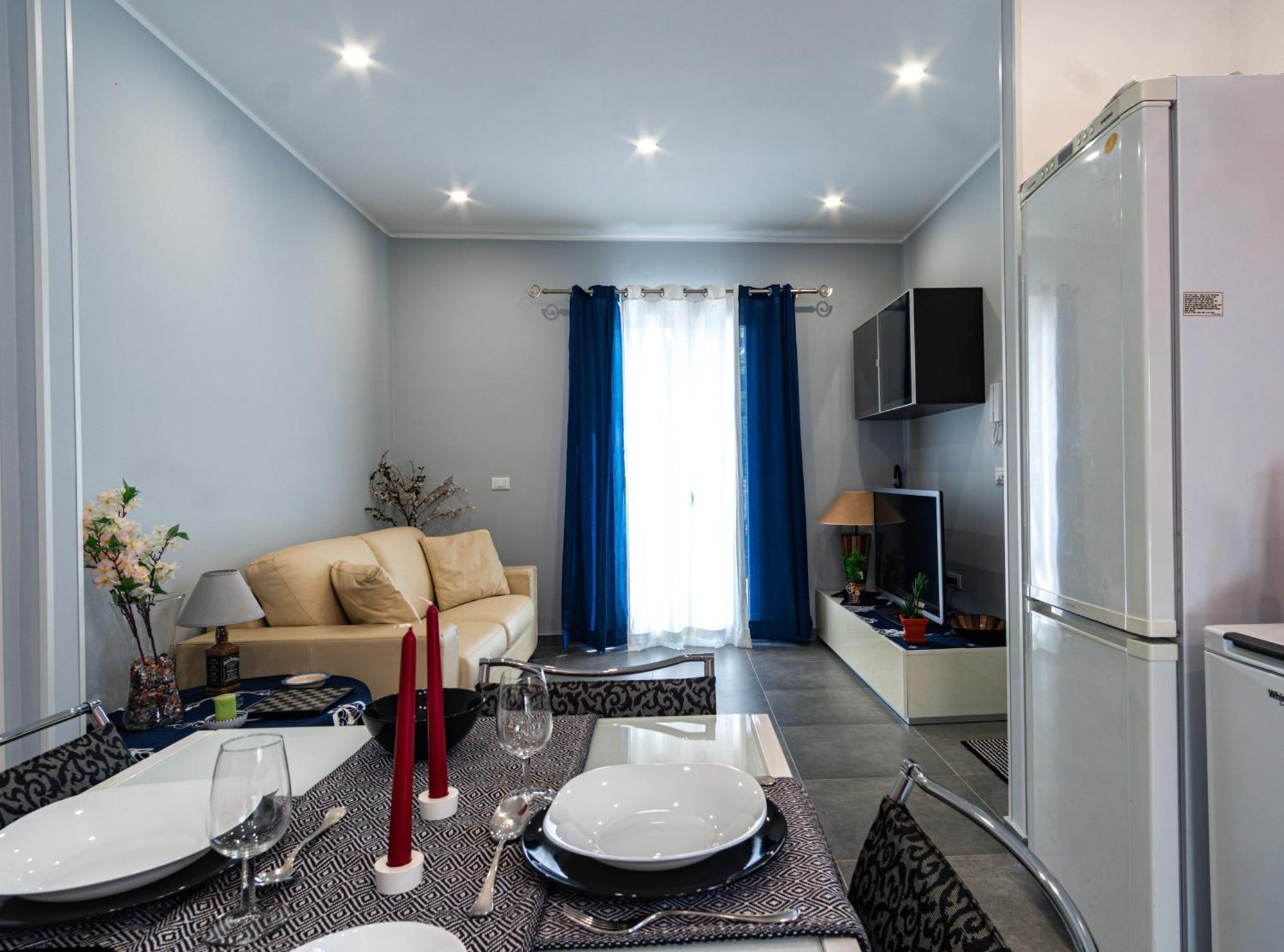 Nika Nika Holiday House Карини Екстериор снимка